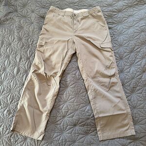 Columbia Titanium Mens Cargo Pants Size 38 Gray Pockets Mid-Rise Straight Leg